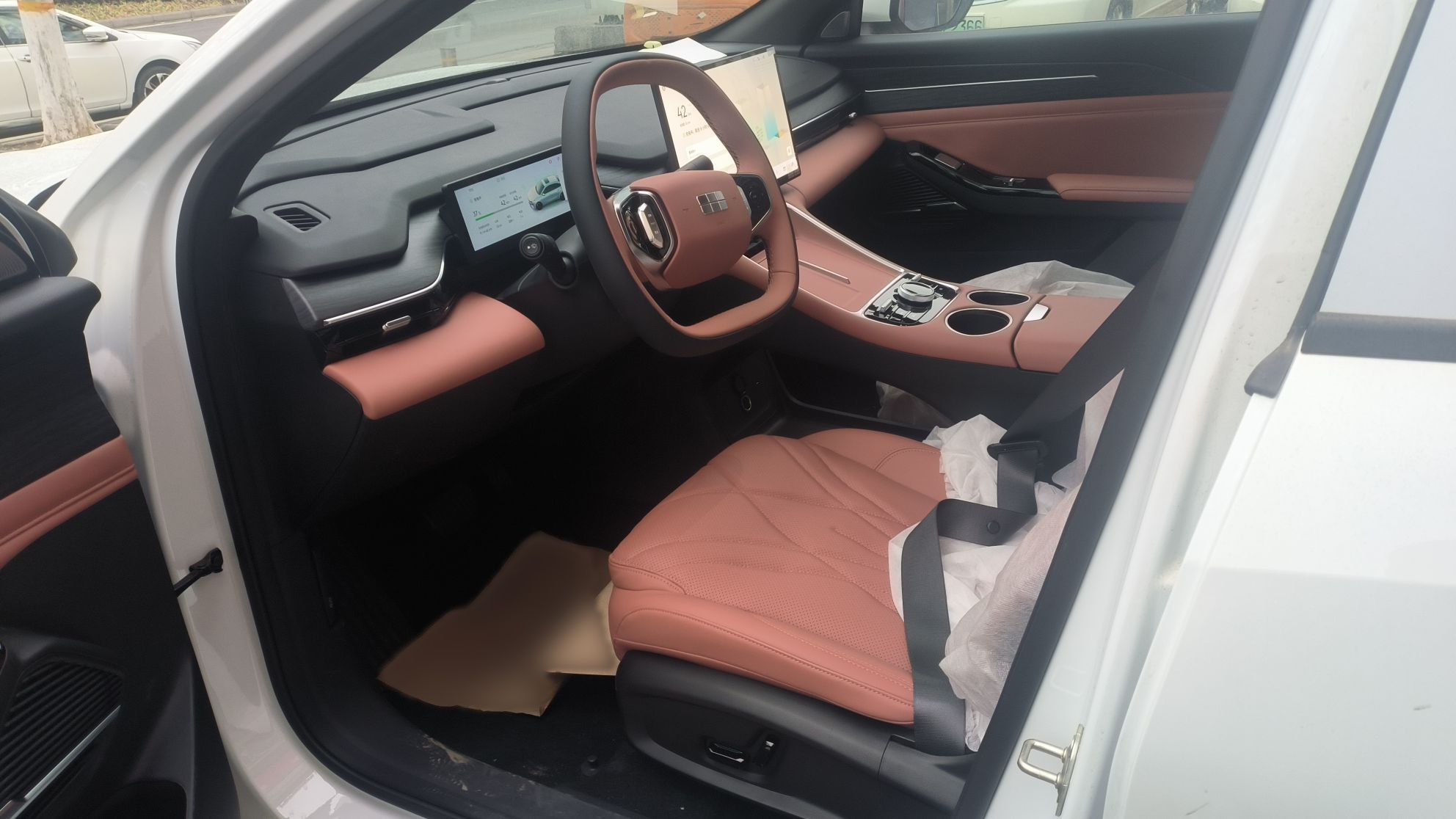 Geely Galaxy L6 2025 thumb 7