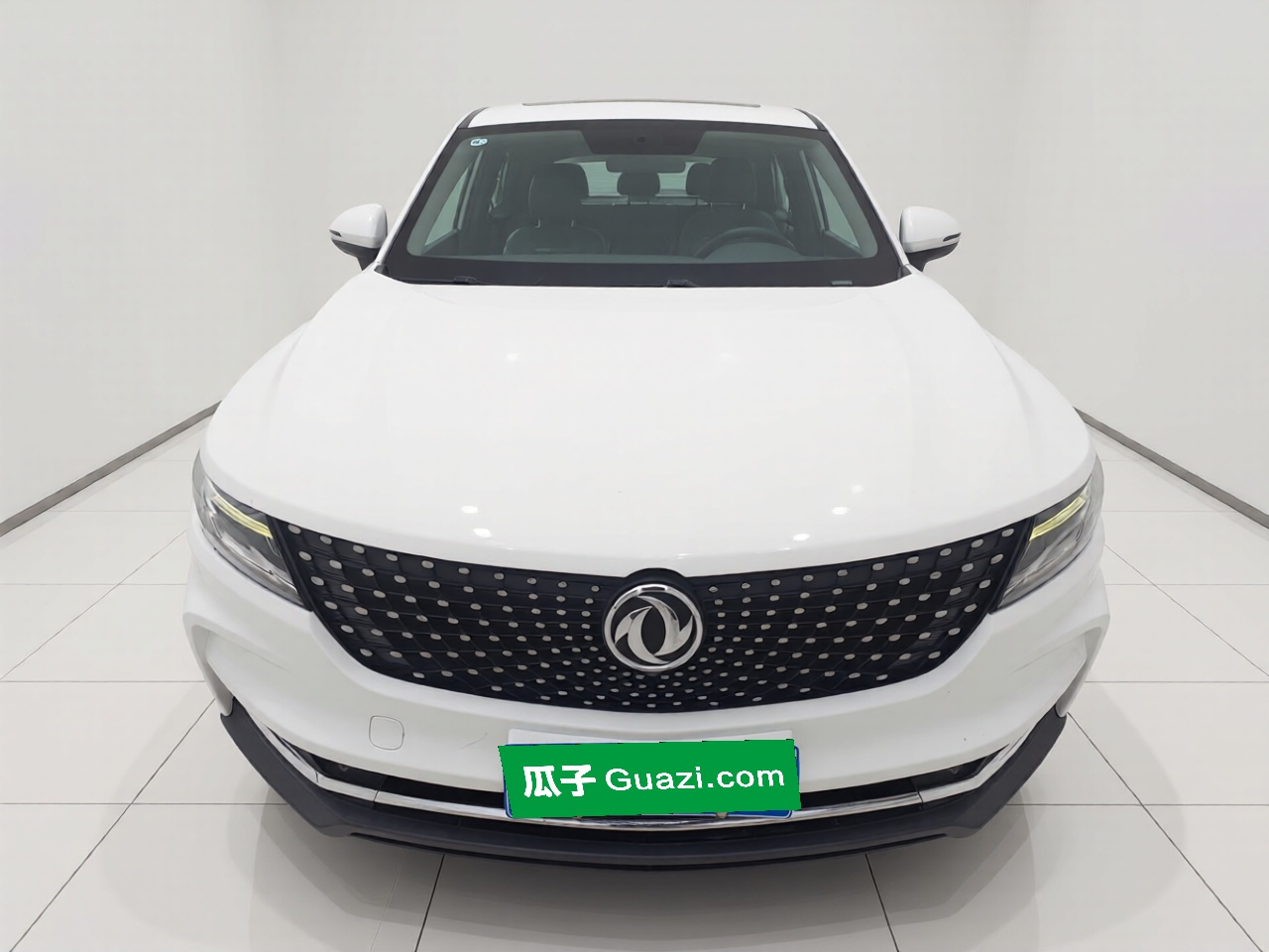 Dongfeng Fengon ix5 2019 thumb 2
