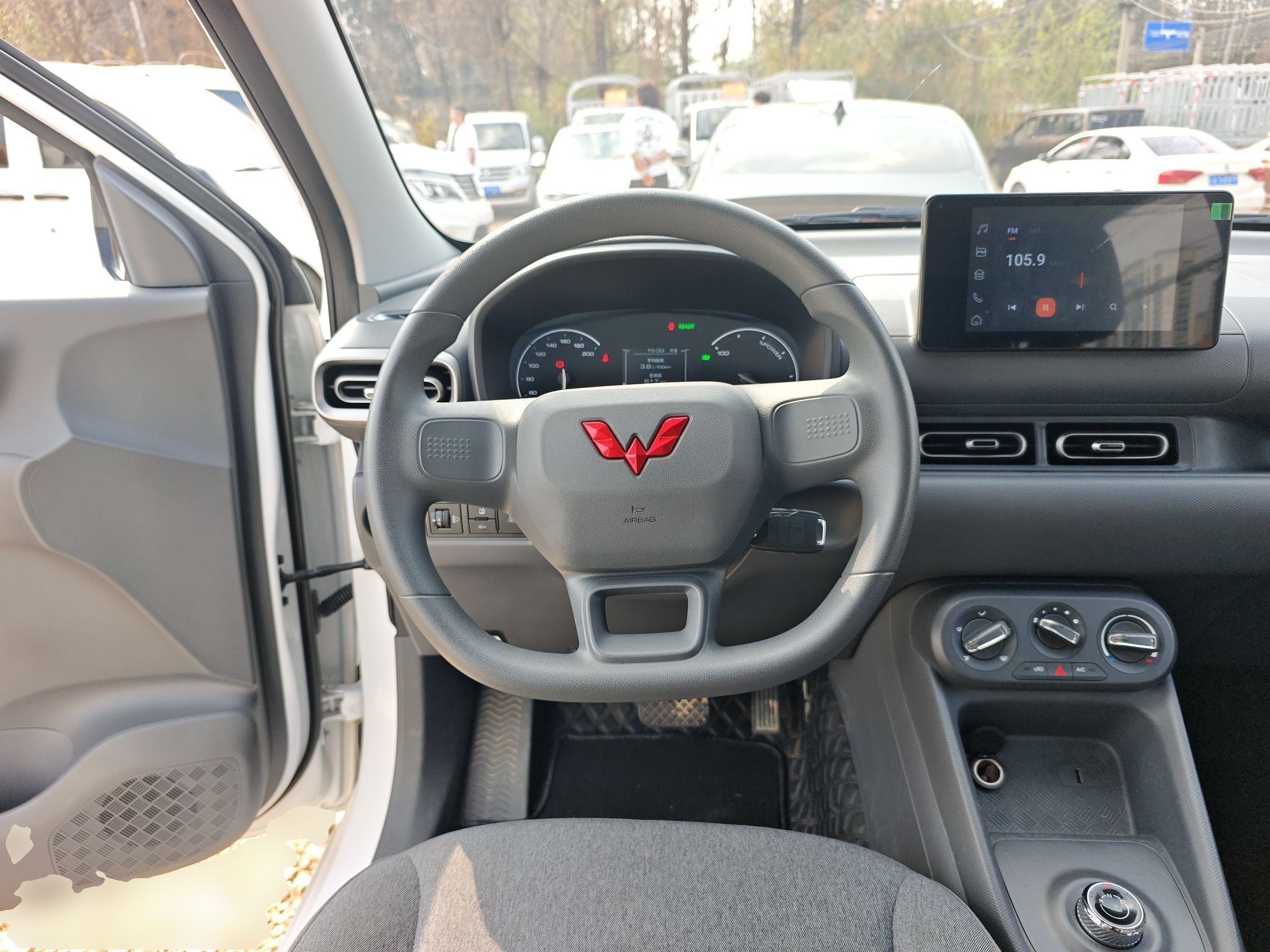 Wuling Hongguang 2025 thumb 10