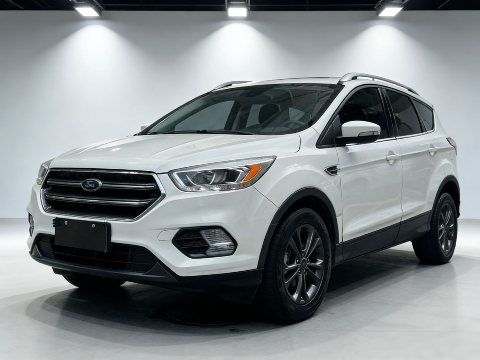 Ford Kuga 2019 thumb 4