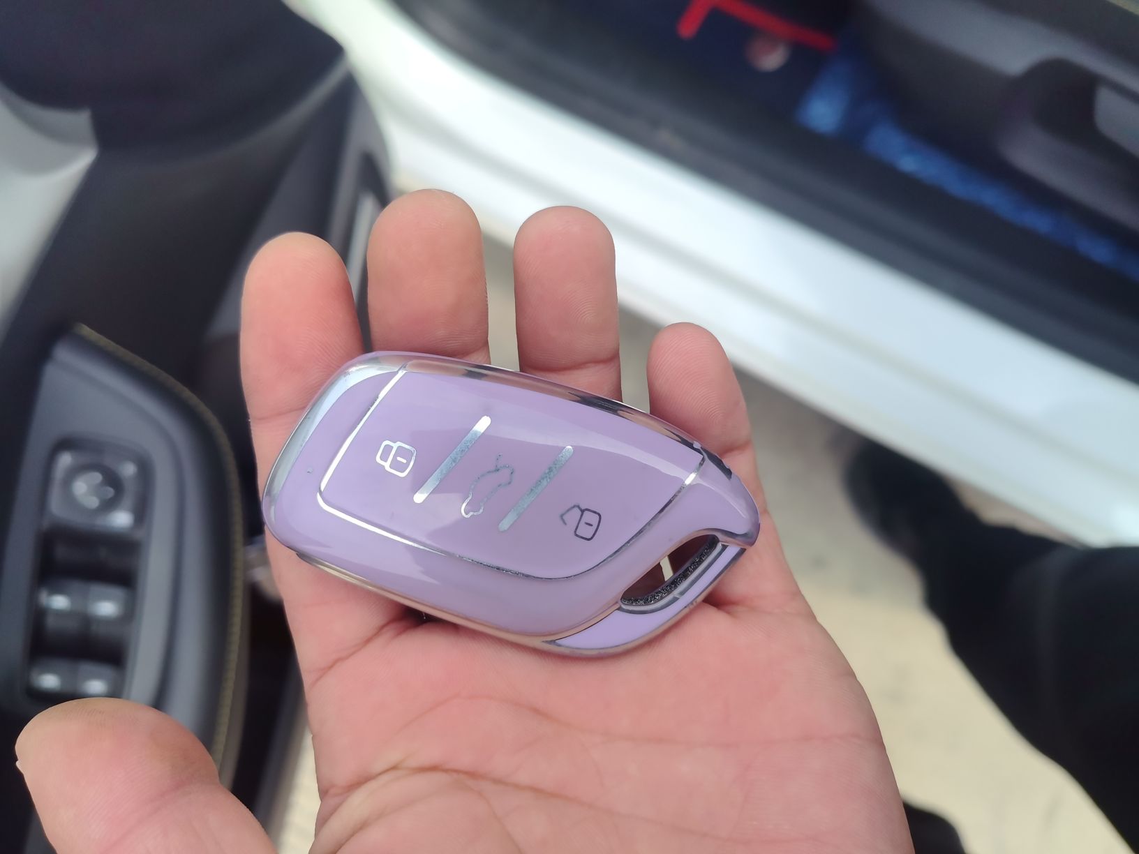Roewe i6 2020 thumb 8