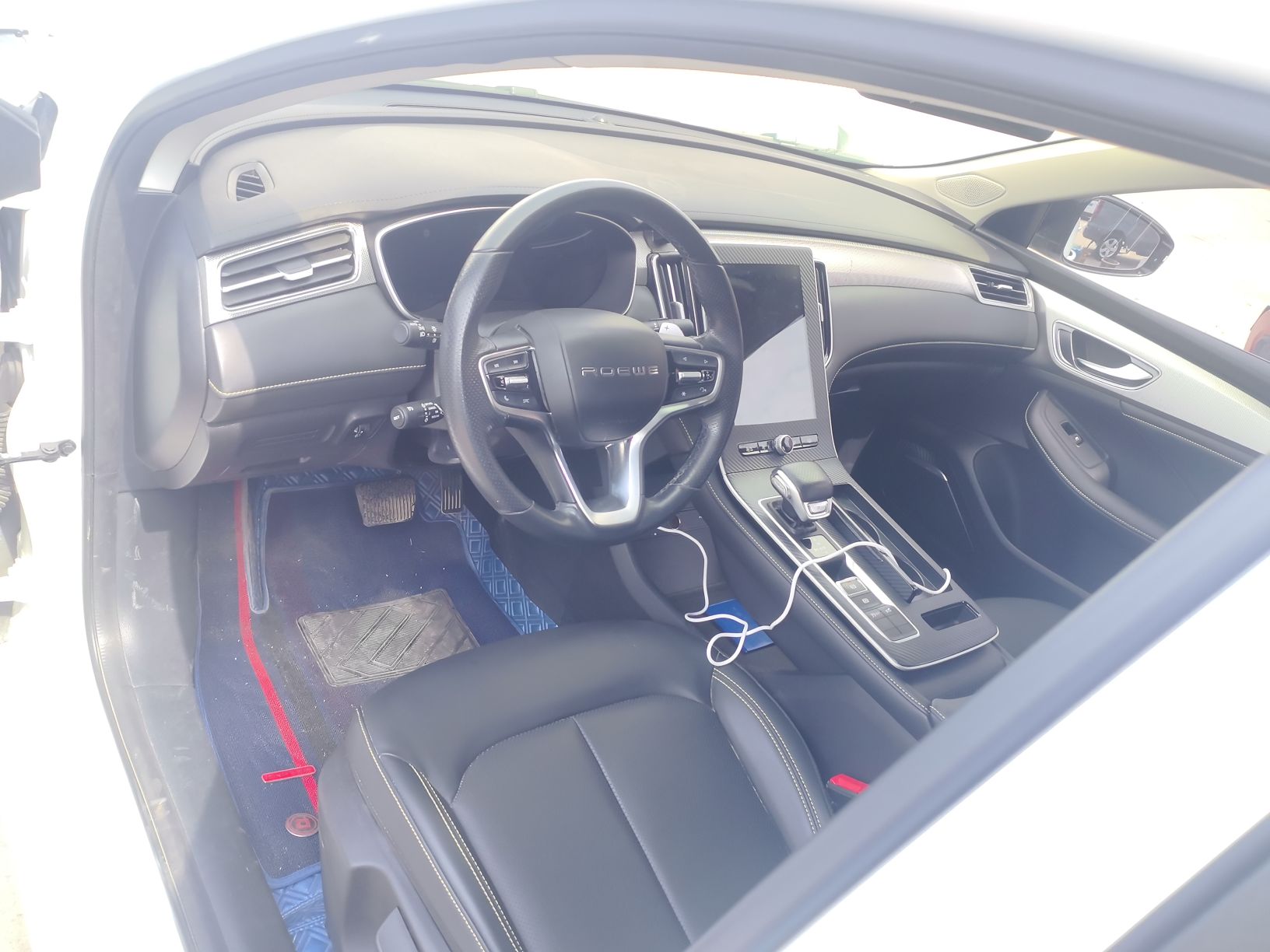 Roewe i6 2020 thumb 9
