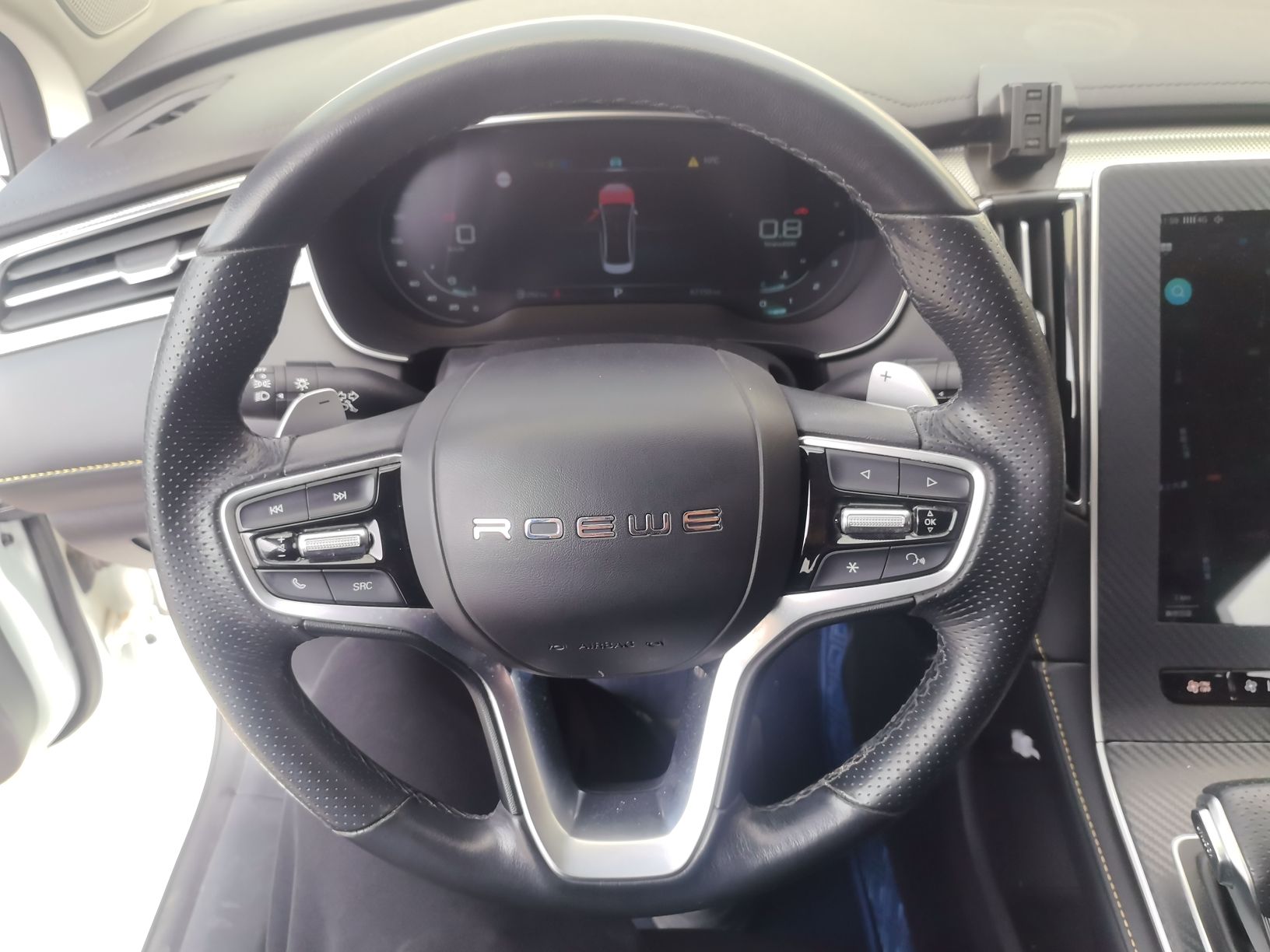 Roewe i6 2020 thumb 10