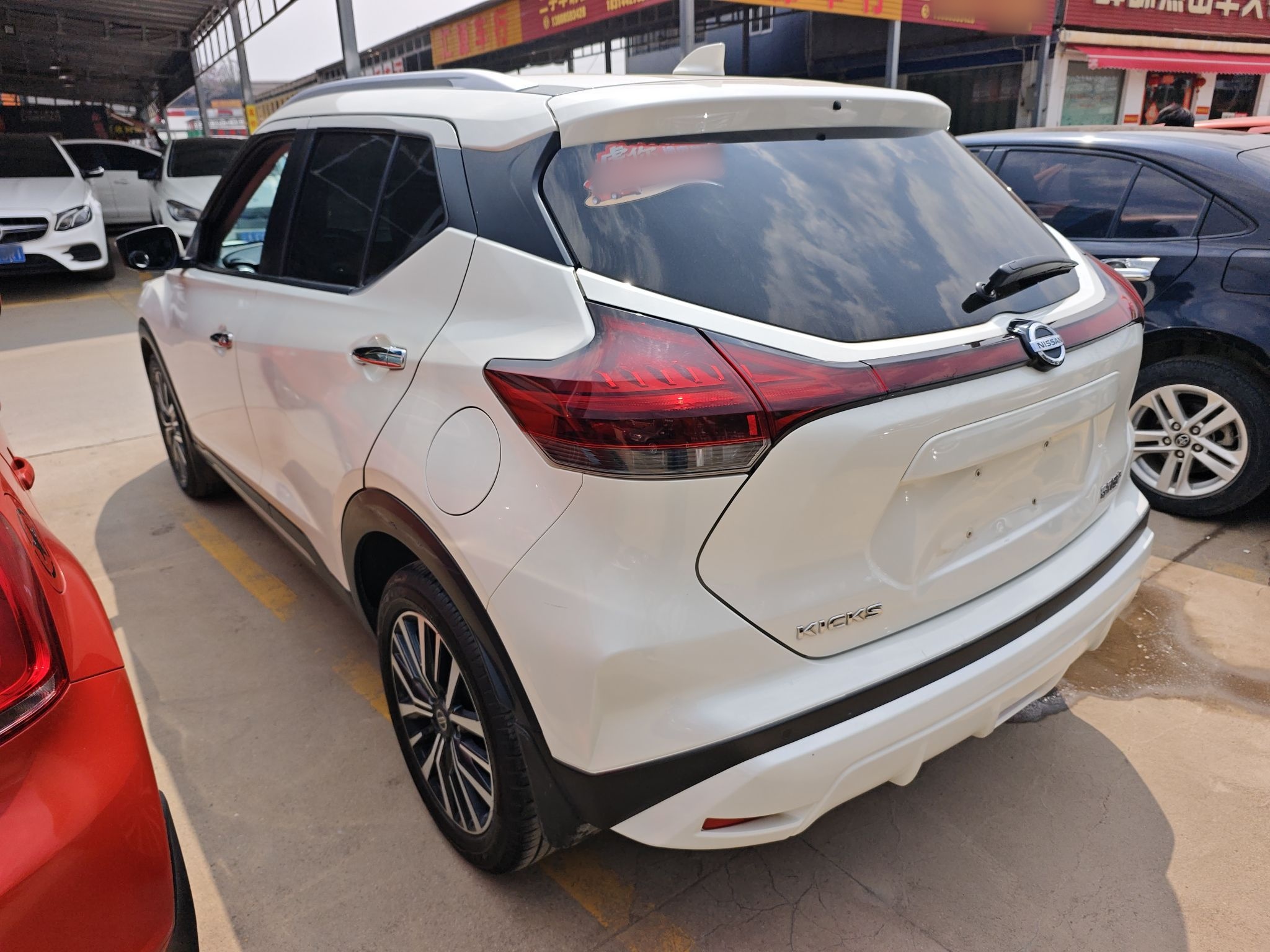 Nissan Kicks 2022 thumb 6