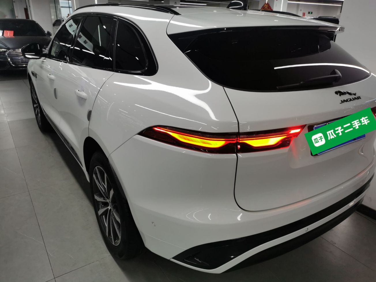 Jaguar F-Pace 2025 thumb 6