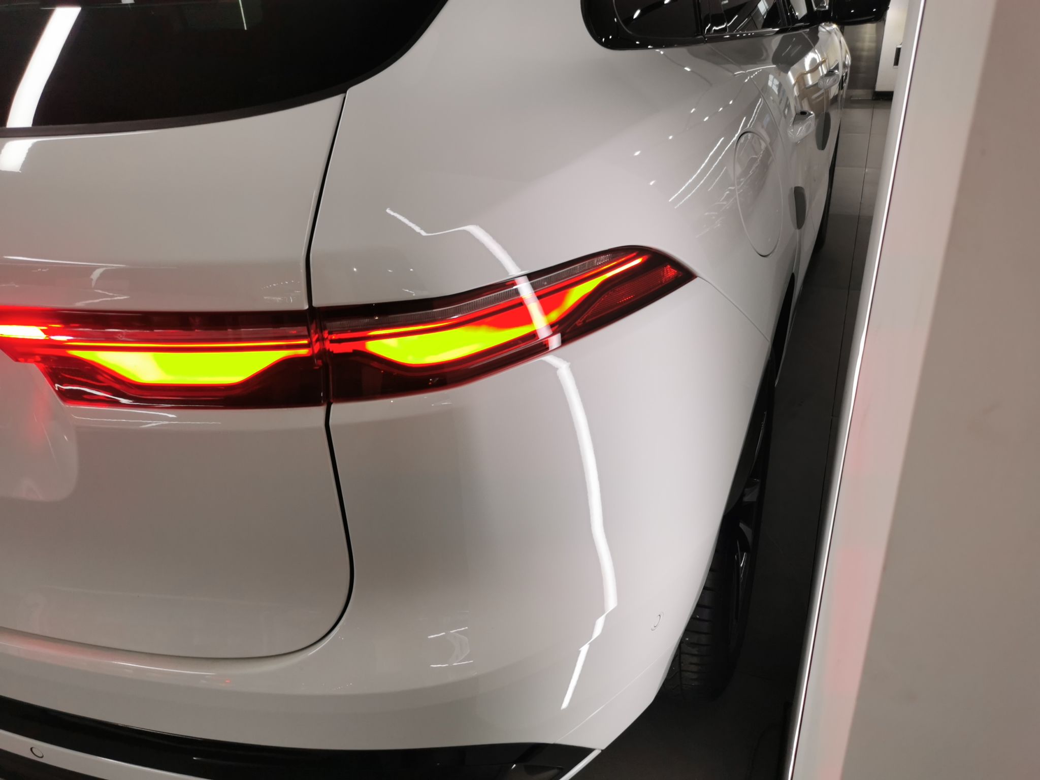 Jaguar F-Pace 2025 thumb 7
