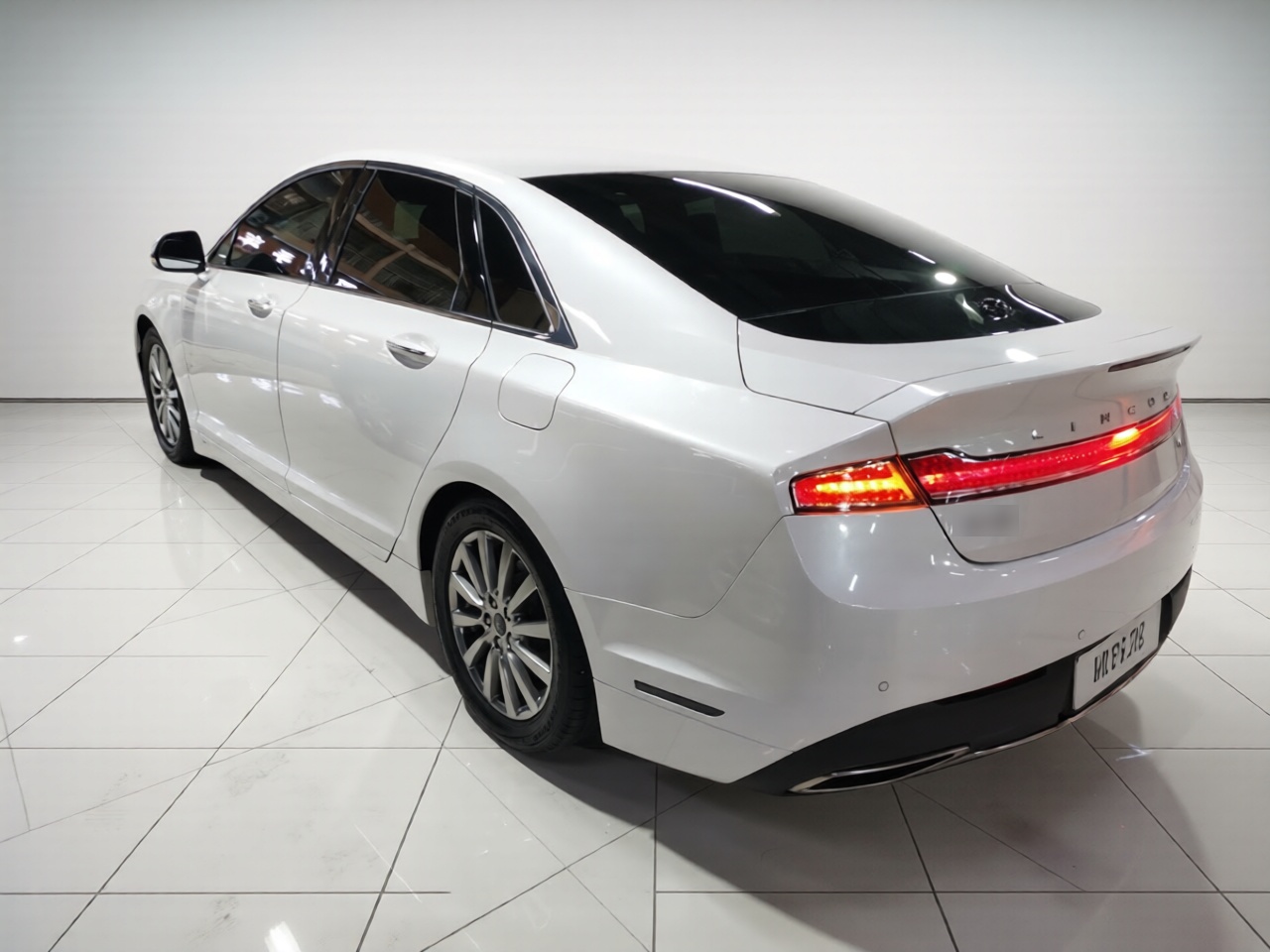 Lincoln MKZ 2020 thumb 4