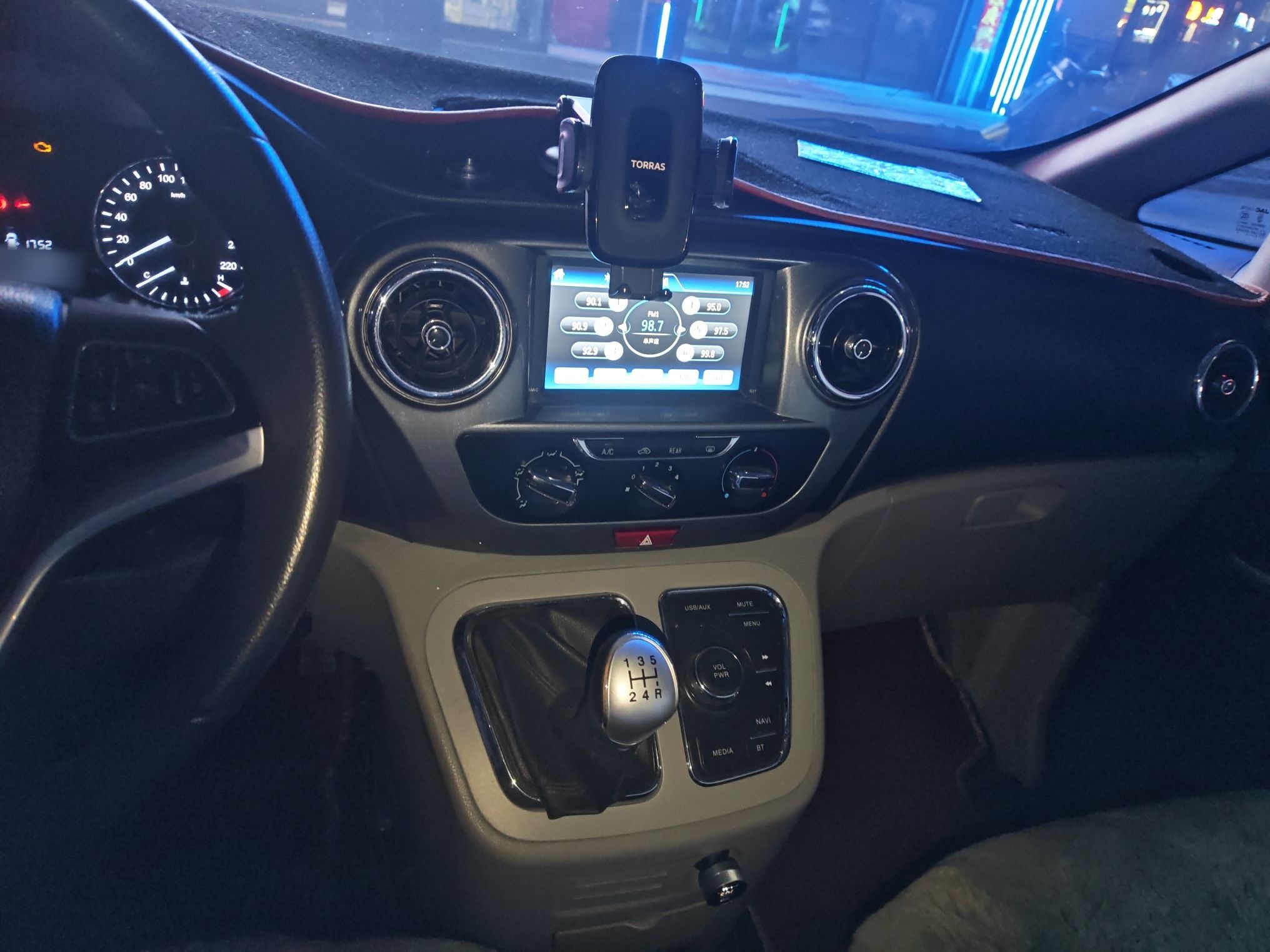 JAC Refine M3 2019 thumb 11