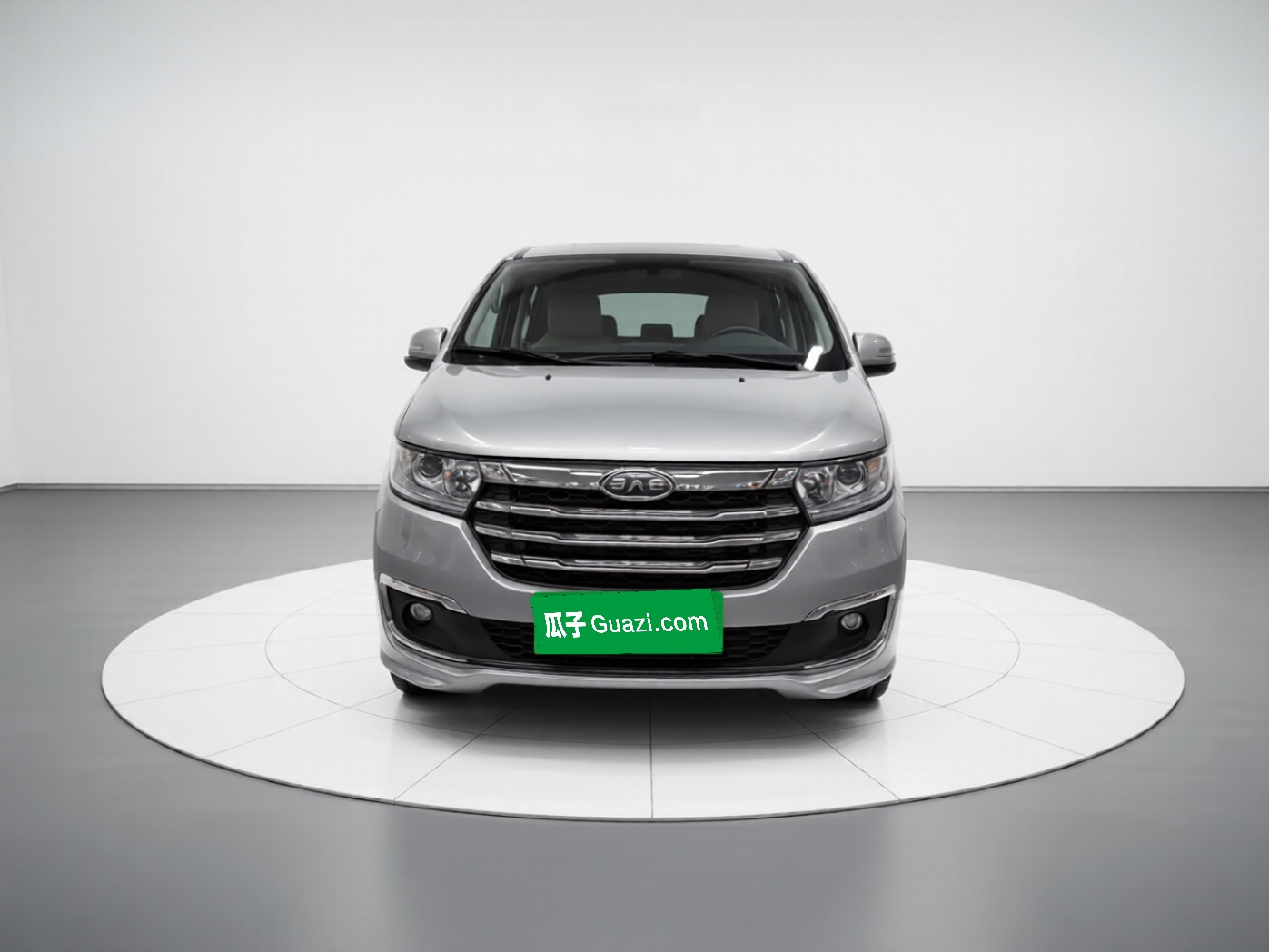 JAC Refine M3 2019 thumb 2