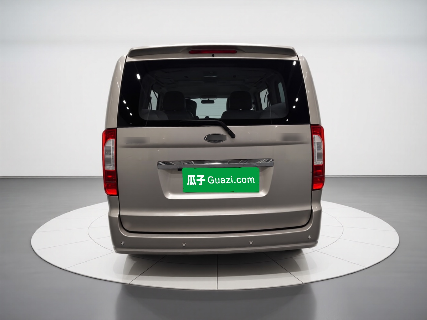 JAC Refine M3 2019 thumb 5