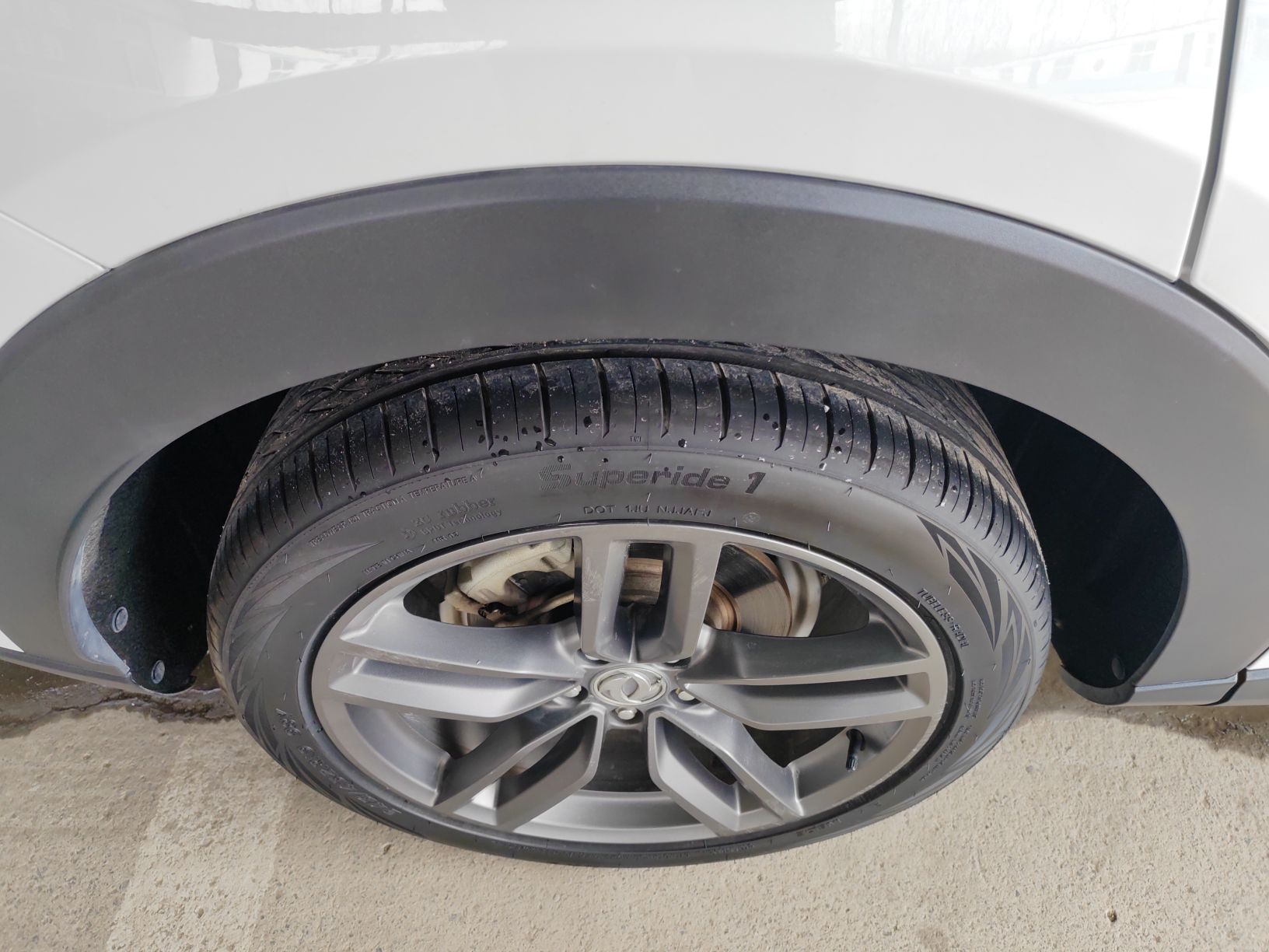 Dongfeng Fengon ix5 2019 thumb 9