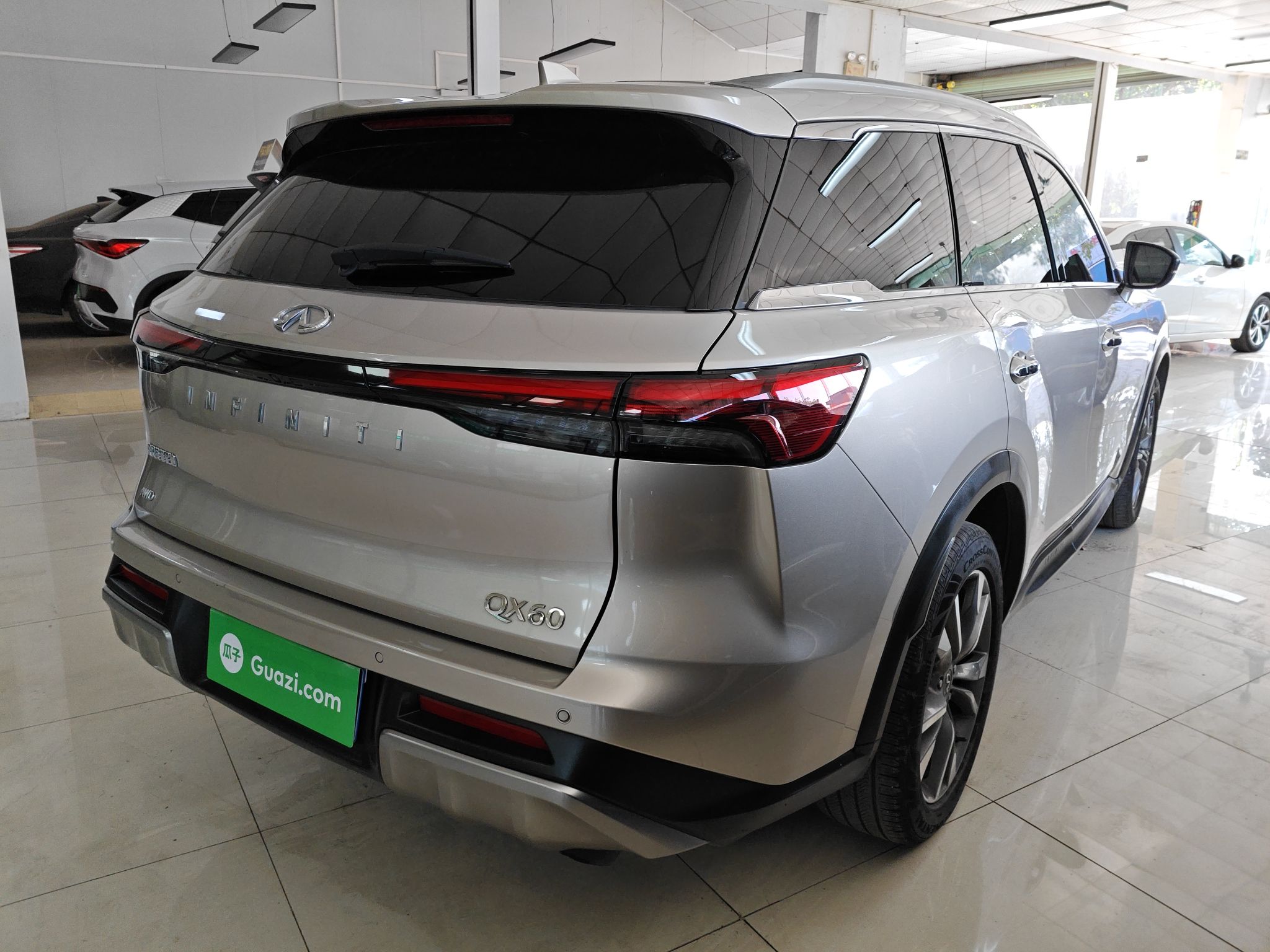Infiniti QX60 2024 thumb 6