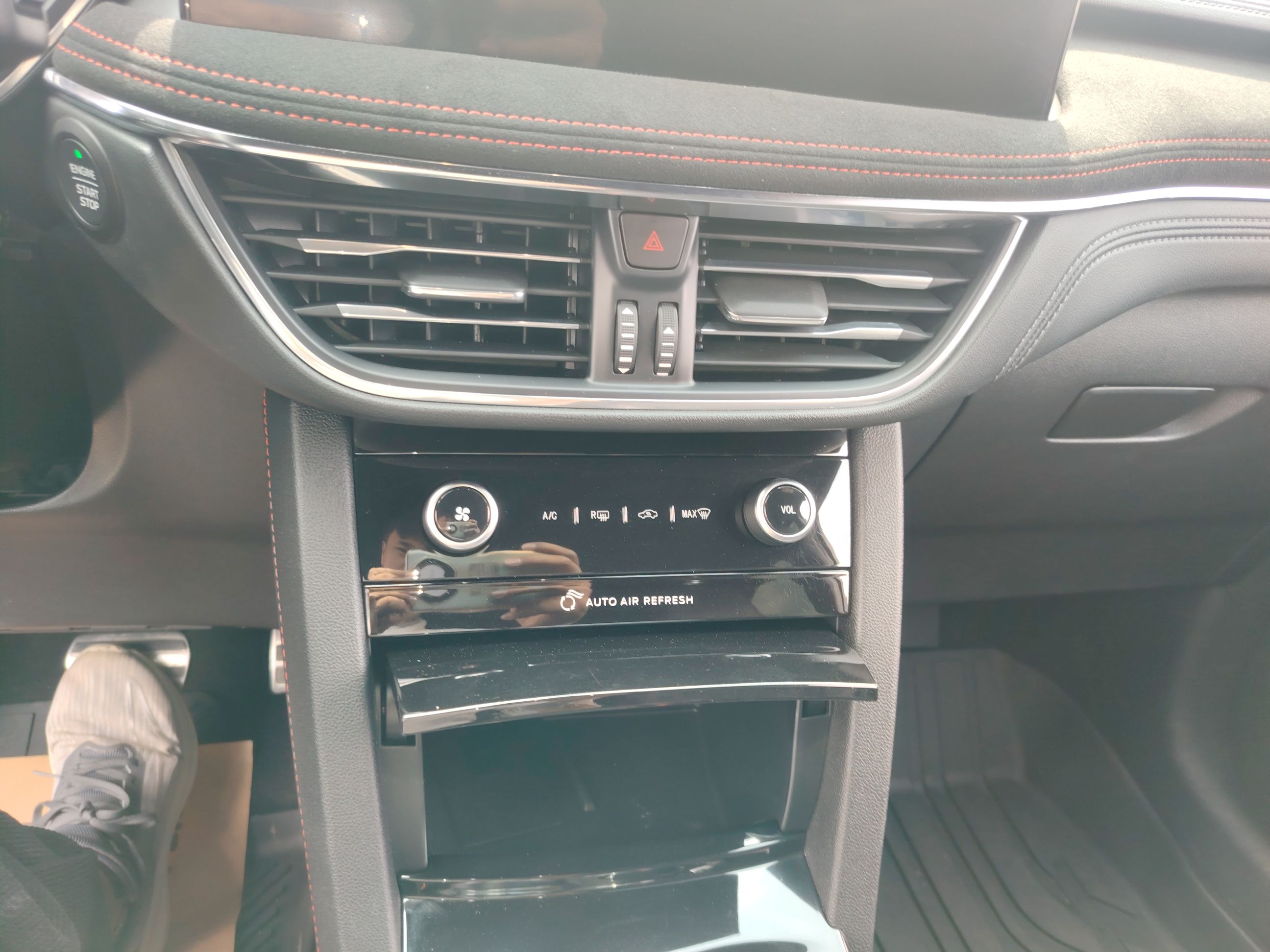 Ford Escape 2020 thumb 12