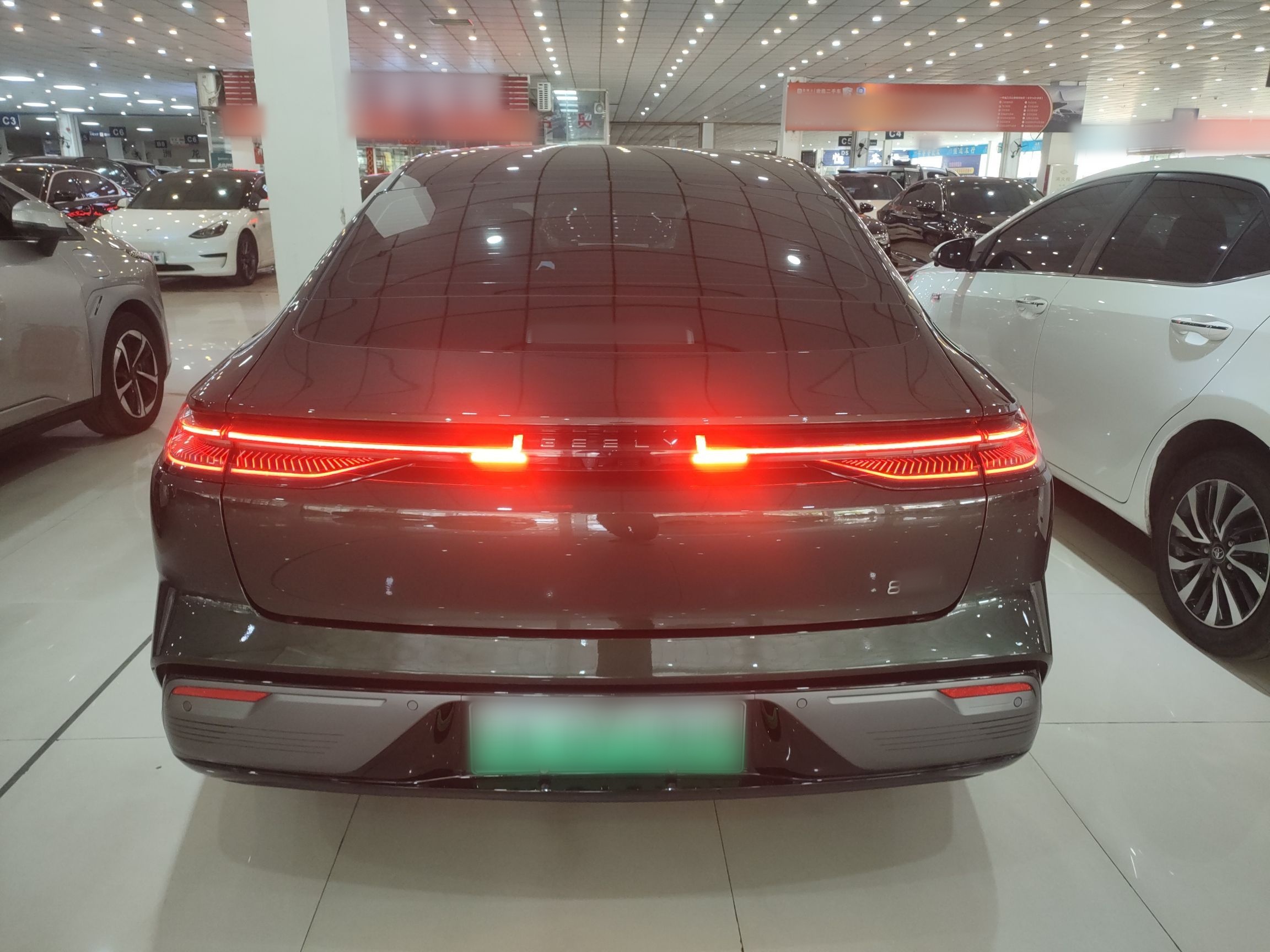 Geely Galaxy Yin He Xing Yao 8 2025 thumb 3